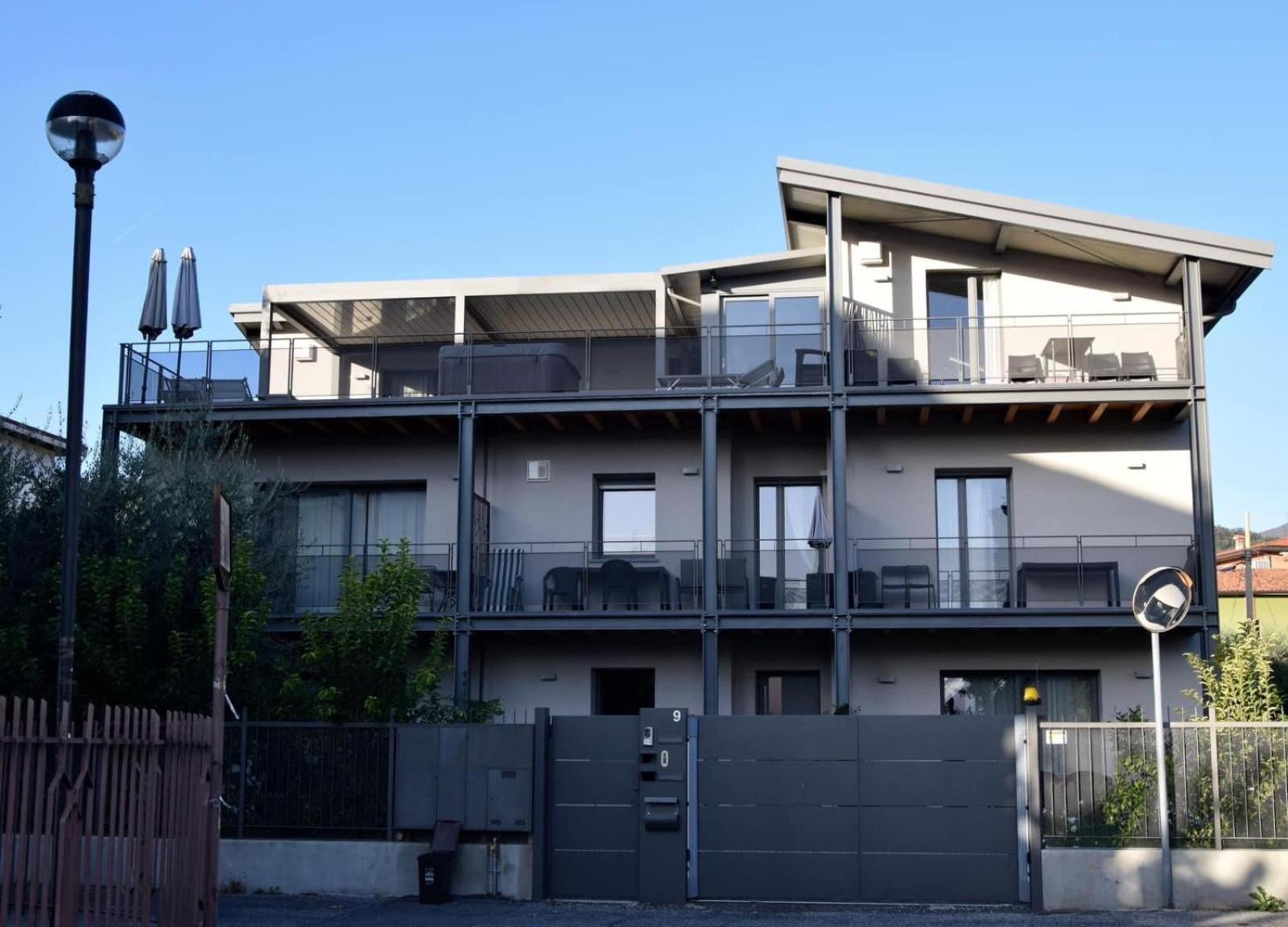 Villa Donne del Lago Silvia Salò Exterior foto